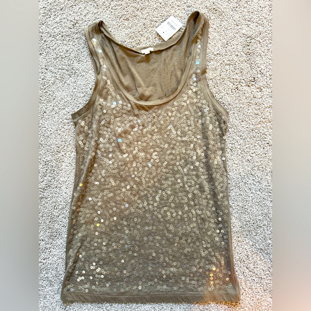 Women’s J Crew tank top. Olive/sage green